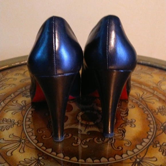 Marc Fisher pumps, size 8, color black - Picture 4 of 6